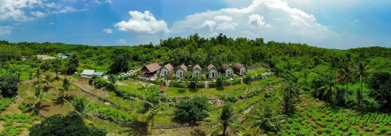 Sebrang Hills Bungalow Toyapakeh Kültér fotó